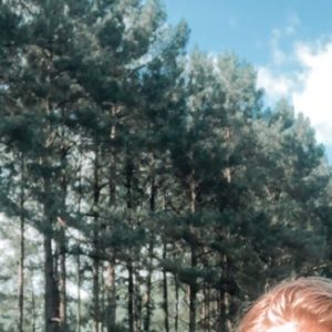 Meet your Posher, Lola